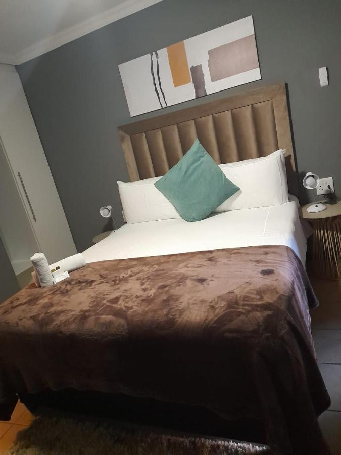Nongoma Lodge & Inn Cc Экстерьер фото